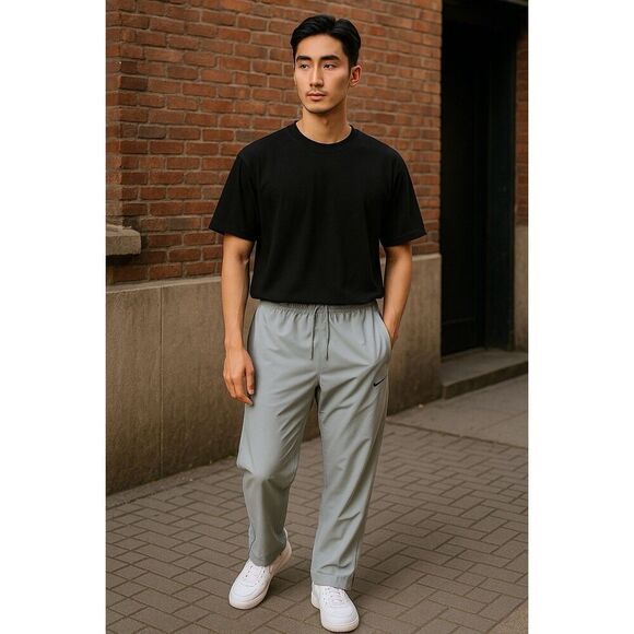 Nike Fit Dry Blue Men’s Track Pants Size M - Zipper Ankles 100% Polyester - Picture 1 of 9